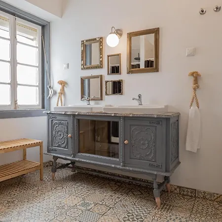 אכסניה Olive3 *