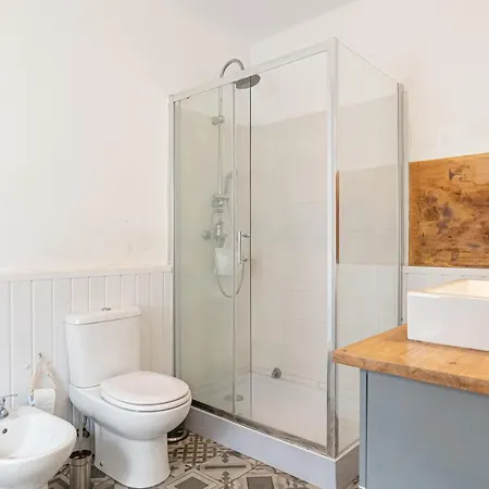 Olive3 אכסניה *